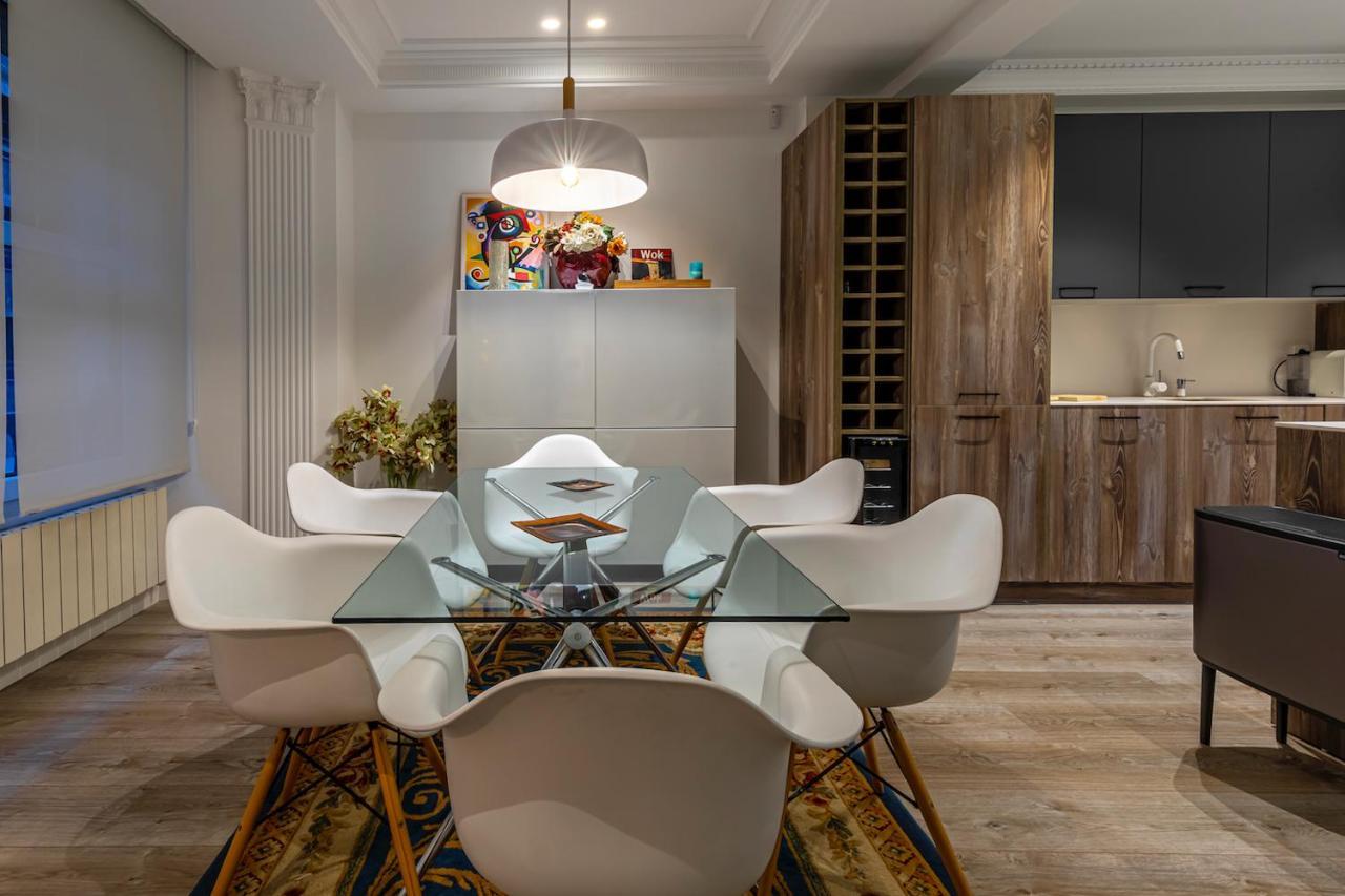 110 M2 Central Apartment In Abando Close To Guggenheim With Parking 毕尔巴鄂 外观 照片