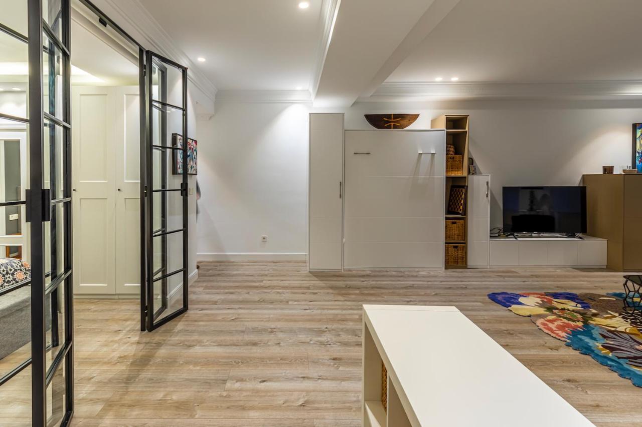110 M2 Central Apartment In Abando Close To Guggenheim With Parking 毕尔巴鄂 外观 照片
