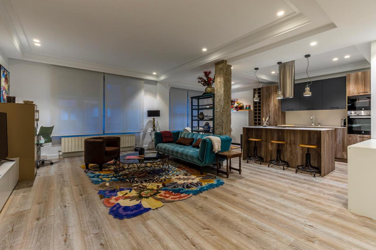 110 M2 Central Apartment In Abando Close To Guggenheim With Parking 毕尔巴鄂 外观 照片