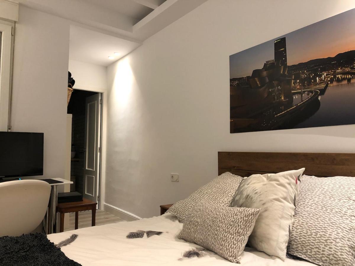 110 M2 Central Apartment In Abando Close To Guggenheim With Parking 毕尔巴鄂 外观 照片