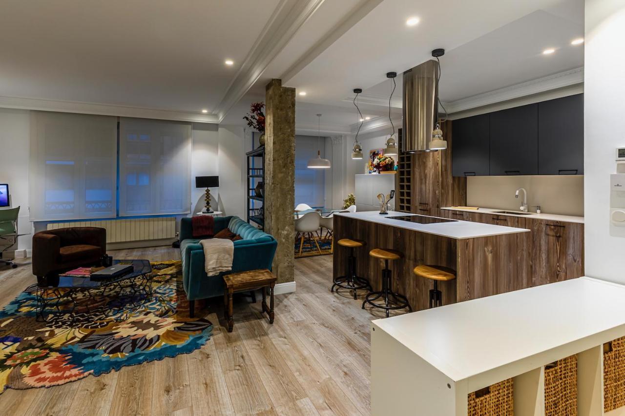 110 M2 Central Apartment In Abando Close To Guggenheim With Parking 毕尔巴鄂 外观 照片