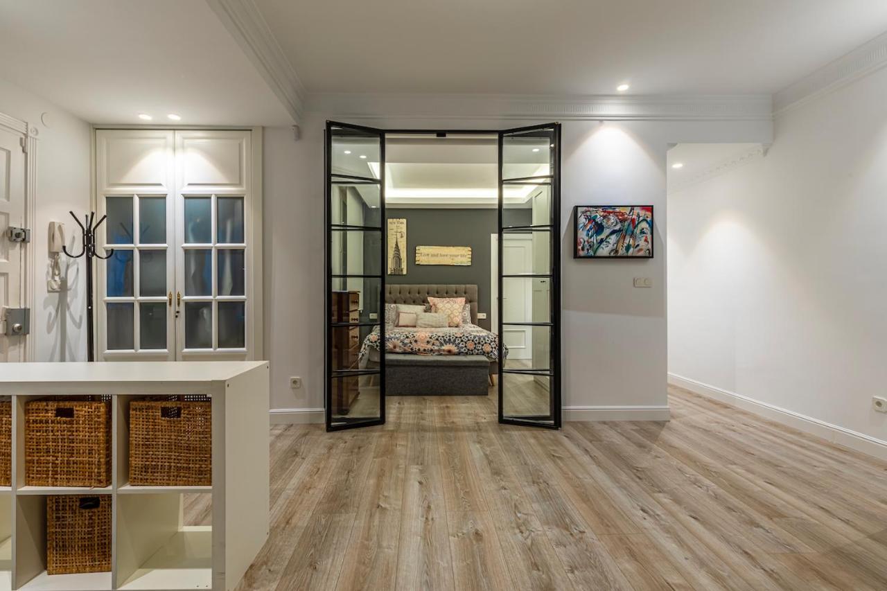 110 M2 Central Apartment In Abando Close To Guggenheim With Parking 毕尔巴鄂 外观 照片