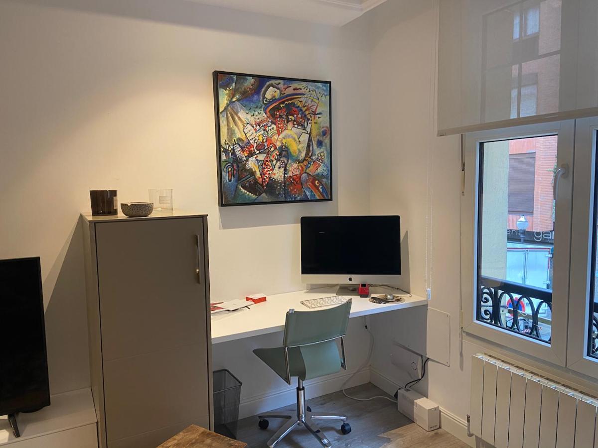 110 M2 Central Apartment In Abando Close To Guggenheim With Parking 毕尔巴鄂 外观 照片